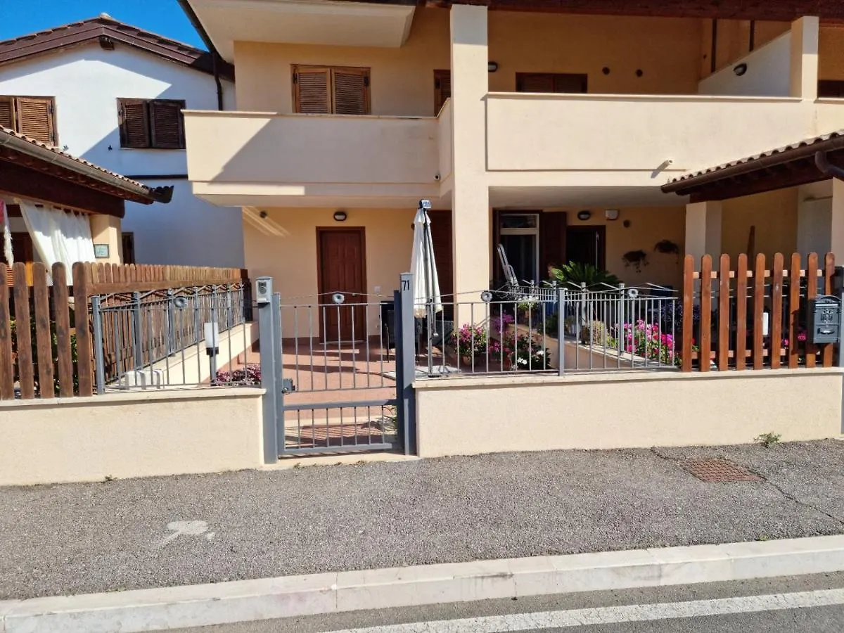 Istia Dream Apartment Istia d'Ombrone 0*,